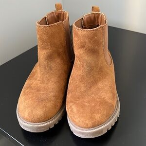 Cat and Jack Girls Boots Size 13C. Brown.